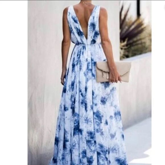 NWT Aakaa Ellony Maxi Dress - Picture 2 of 12